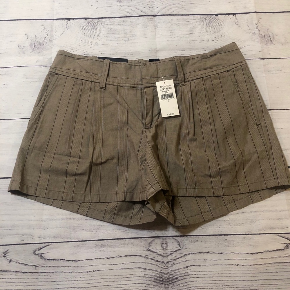 Banana Republican Shorts Martin Fit Size 4